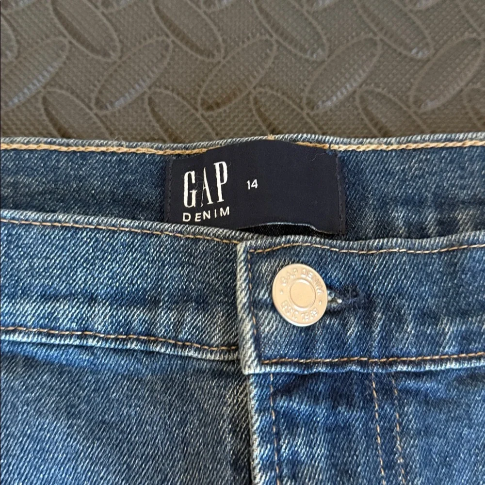 GAP Women's Blue Distressed Mini Skirt - Picture 2 of 5